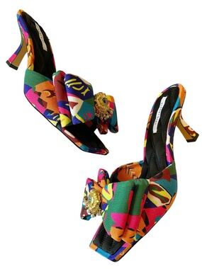 Gianni Bini PeekaThree Evil Eye Bow Kitten Heel Mules Size 8 NWOB